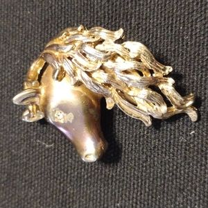 Vintage Brown Enamel Gold Tone Horse Head Brooch w/ White Rhinestone Eye